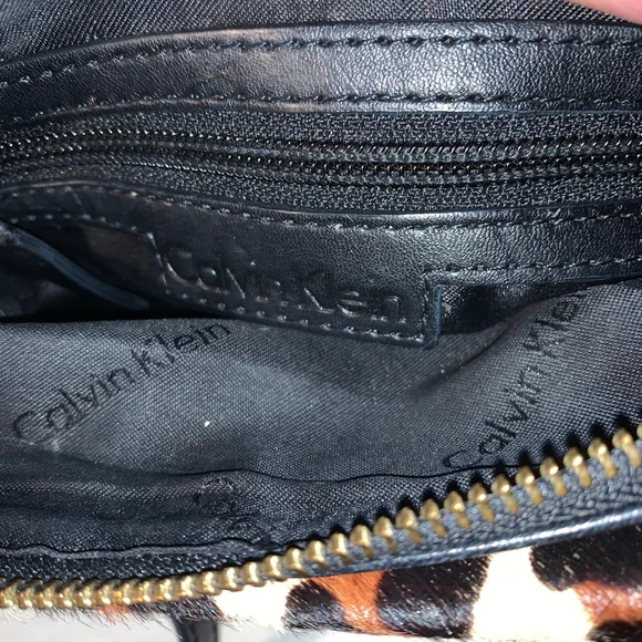 Women's Calvin Klein Black & Animal Print Crossbody Bag Small - Picture 9 of 13
